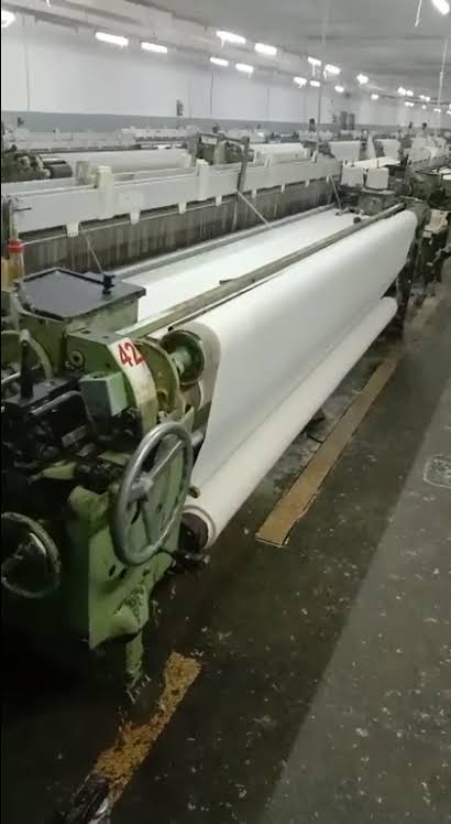 Shuttleless Looms